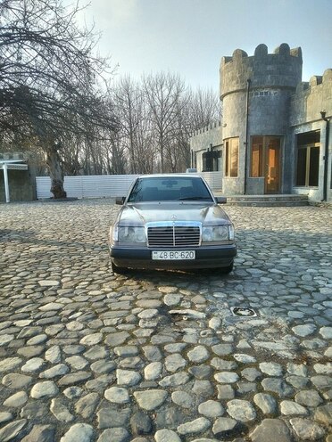 Mercedes 200 E 1993, 480,000 km - 2.0 л - Qəbələ