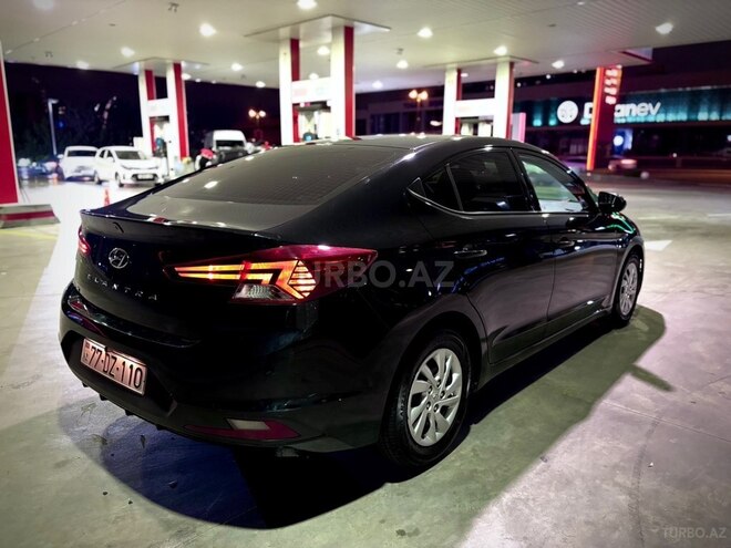 Hyundai Elantra 2019, 90,000 km - 2.0 l - Bakı