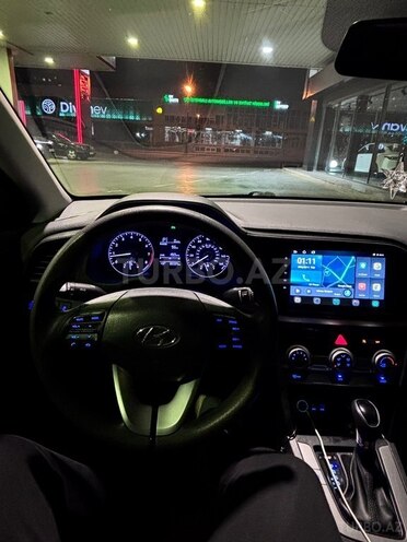 Hyundai Elantra 2019, 90,000 km - 2.0 l - Bakı