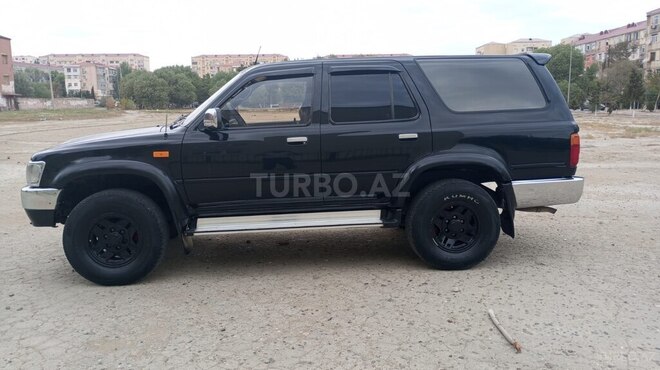 Toyota Hilux Surf-8