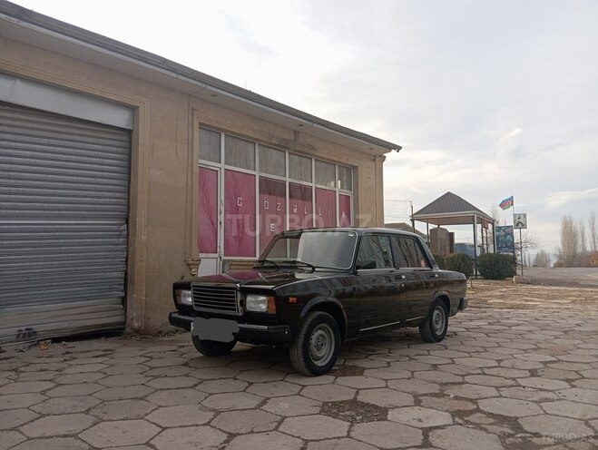 LADA (VAZ) 2107 2010, 64,000 km - 1.7 л - Tovuz