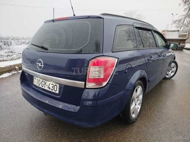 Opel Astra 2008, 340,000 km - 1.4 l - Quba