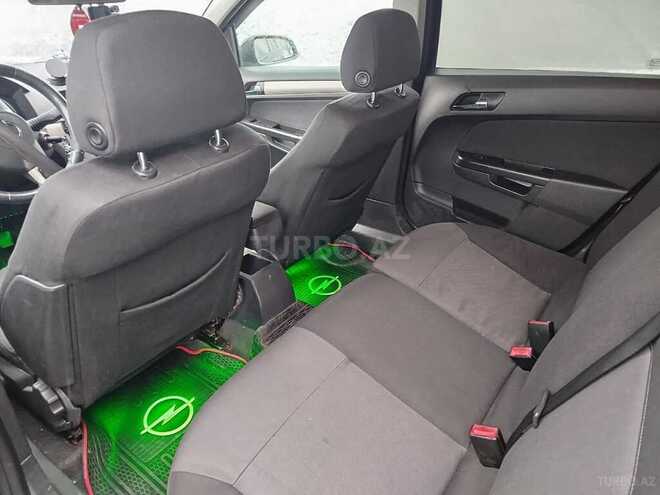 Opel Astra 2008, 340,000 km - 1.4 l - Quba