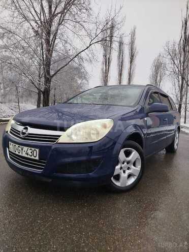 Opel Astra 2008, 340,000 km - 1.4 l - Quba