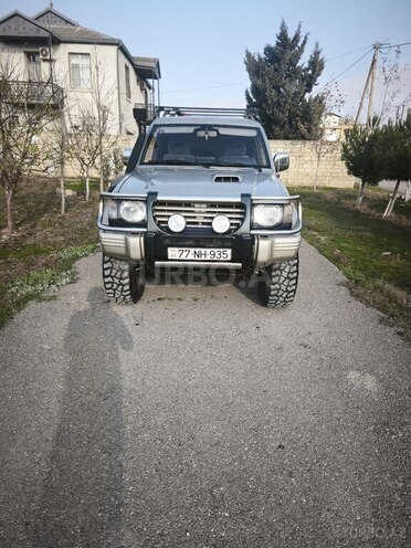 Mitsubishi Pajero 1995, 350,000 km - 2.8 l - Bakı