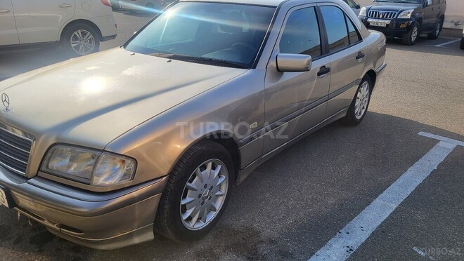 Mercedes C 240 1999, 235,000 km - 2.4 л - Hacıqabul