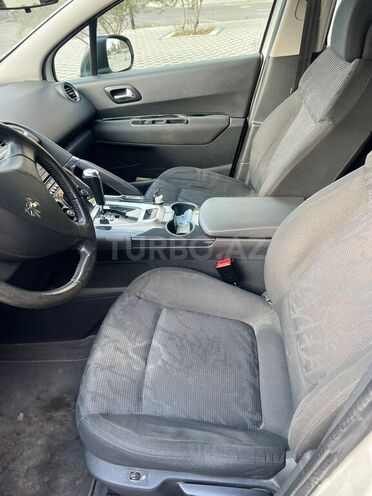 Peugeot 3008-10