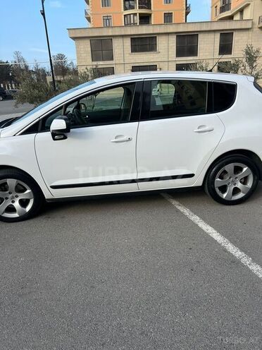 Peugeot 3008-6