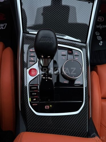 BMW M4-19