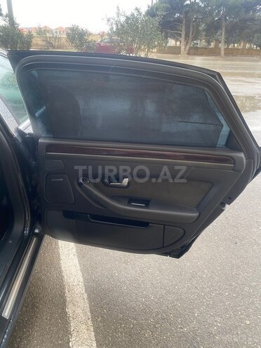 Audi A8 2004, 298,000 km - 3.0 l - Bakı