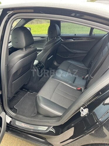 BMW 520 2018, 176,000 km - 2.0 l - Bakı