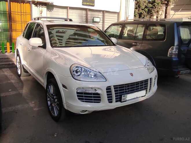 Porsche Cayenne S-2