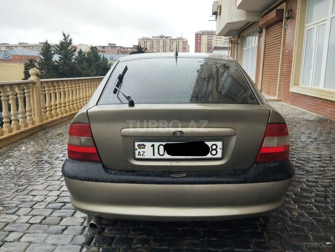 Opel Vectra 1996, 250,000 km - 1.8 l - Bakı