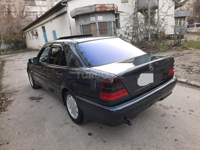 Mercedes C 180-6