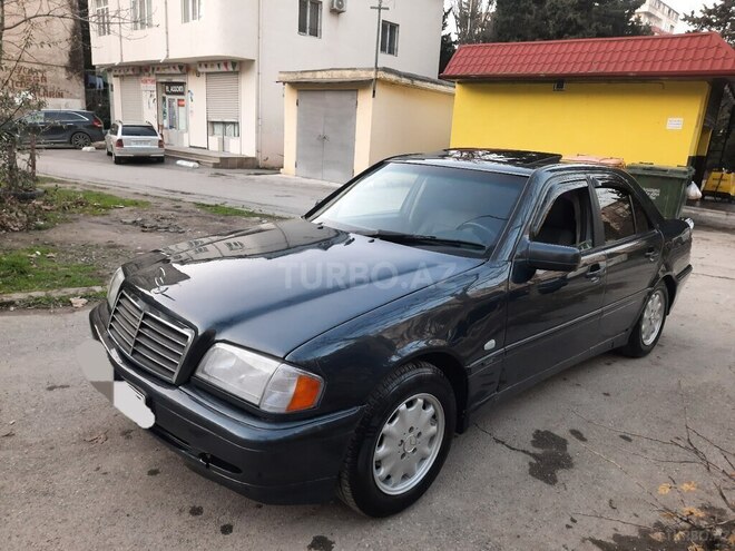 Mercedes C 180-7