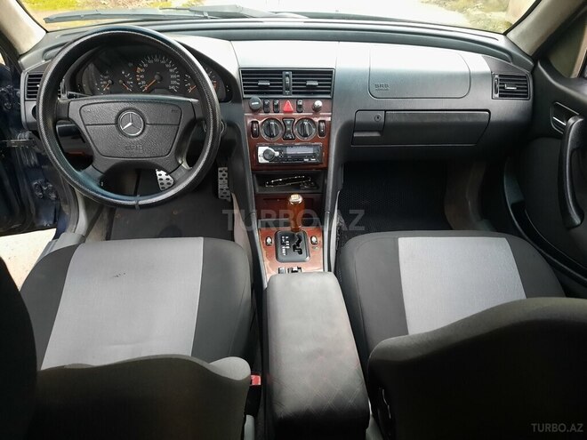 Mercedes C 180-8