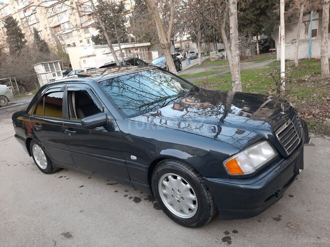 Mercedes C 180-11