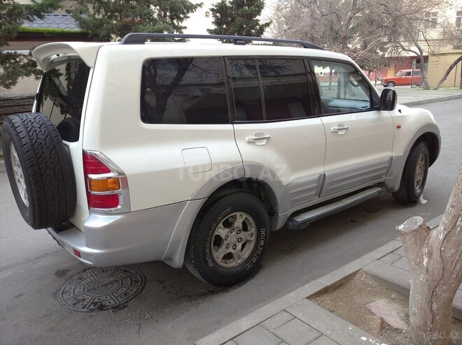 Mitsubishi Pajero 2002, 207,000 km - 3.0 l - Bakı