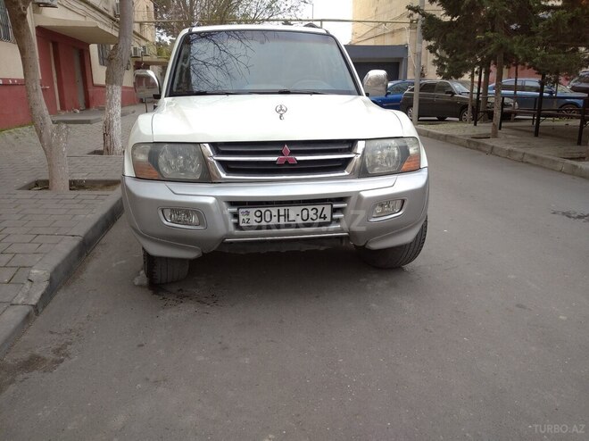 Mitsubishi Pajero 2002, 207,000 km - 3.0 l - Bakı