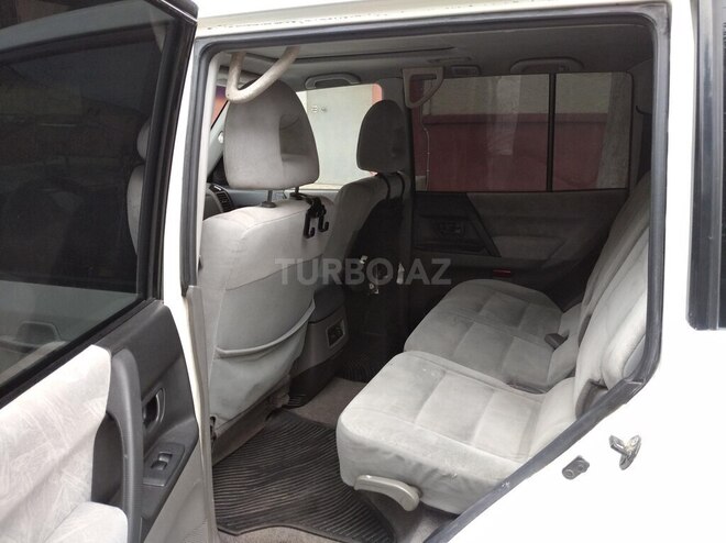 Mitsubishi Pajero 2002, 207,000 km - 3.0 l - Bakı