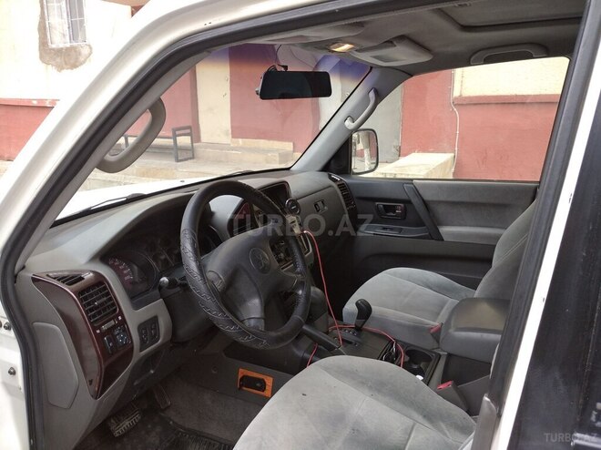 Mitsubishi Pajero 2002, 207,000 km - 3.0 l - Bakı