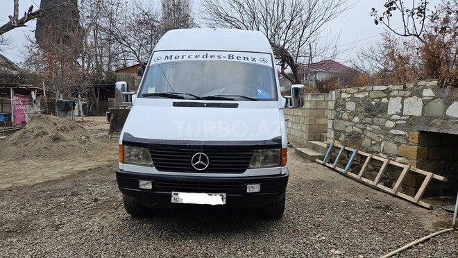 Mercedes Sprinter 208 1997, 350,513 km - 2.2 l - Tovuz