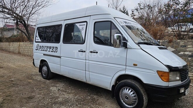 Mercedes Sprinter 208 1997, 350,513 km - 2.2 l - Tovuz