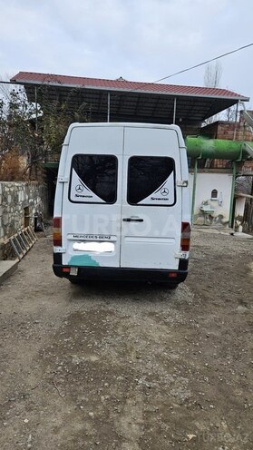 Mercedes Sprinter 208 1997, 350,513 km - 2.2 l - Tovuz