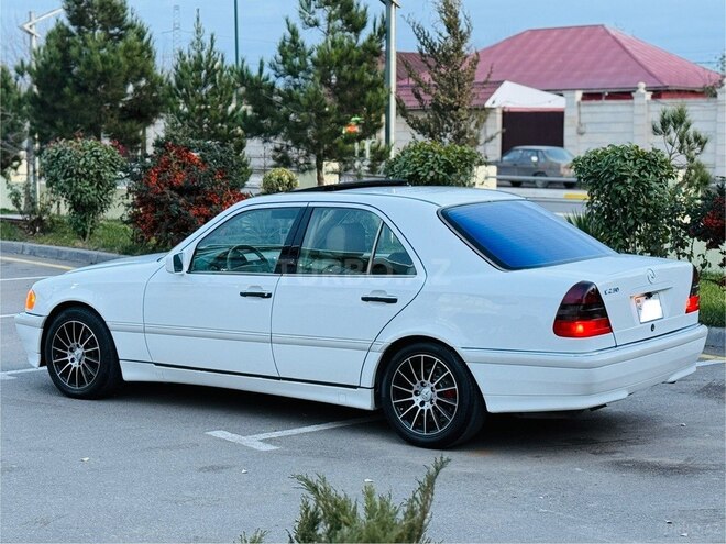 Mercedes C 230-9