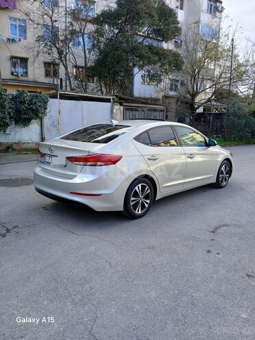 Hyundai Elantra 2017, 145,000 km - 2.0 l - Bakı