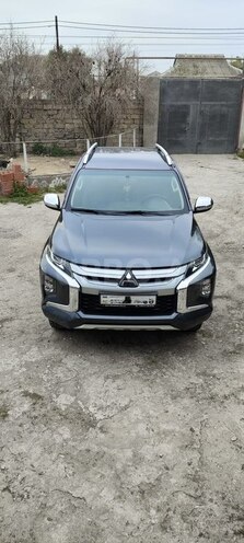 Mitsubishi L200 2021, 133,045 km - 2.4 л - Bakı