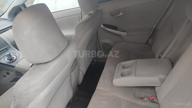 Toyota Prius 2011, 320,000 km - 1.8 l - Bakı