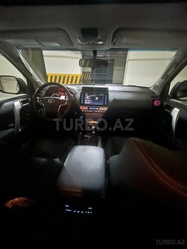 Toyota Land Cruiser Prado-3