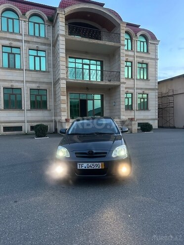 Toyota Corolla 2007, 250,000 km - 1.4 l - İmişli