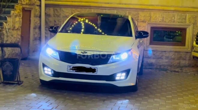Kia Optima 2011, 131,000 km - 2.0 л - Salyan