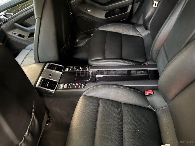 Porsche Panamera-14