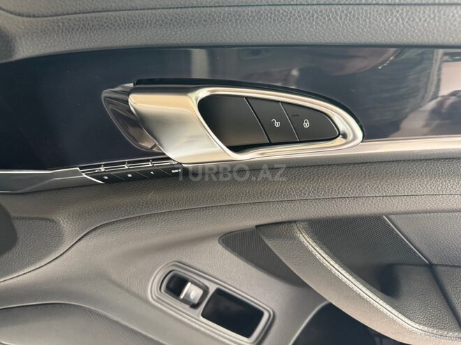 Porsche Panamera-19