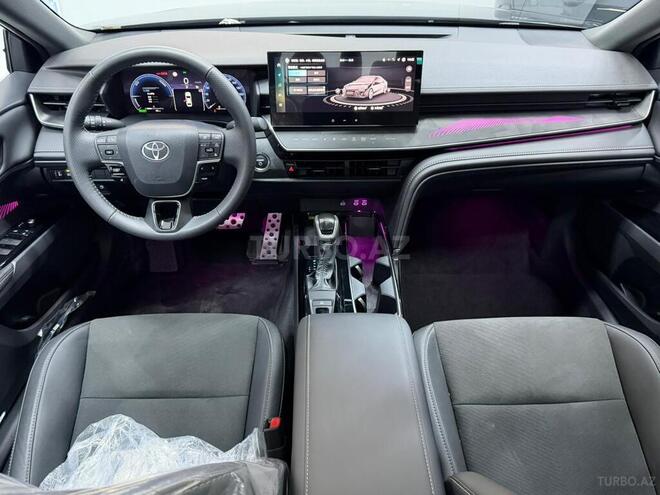 Toyota Camry-3