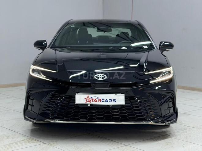 Toyota Camry-1