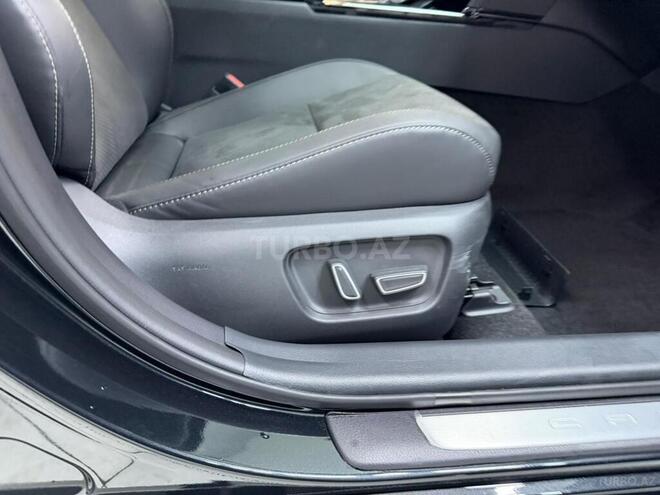Toyota Camry-12