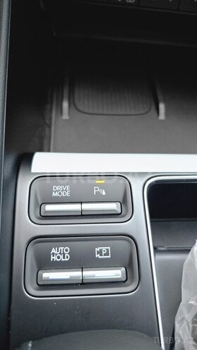 Hyundai Sonata-17
