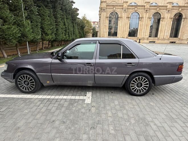 Mercedes 230 E 1992, 300,000 km - 2.3 l - Bakı