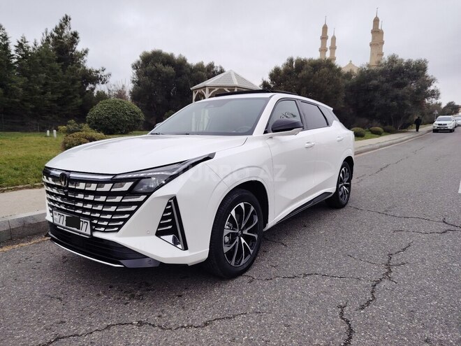 Changan  2024, 17,000 km - 1.5 l - Bakı