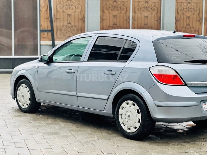 Opel Astra 2005, 235,000 km - 1.4 l - Bakı