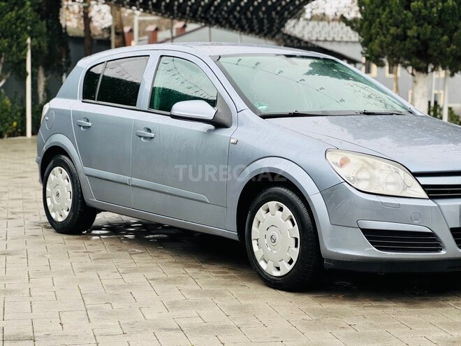 Opel Astra 2005, 235,000 km - 1.4 l - Bakı