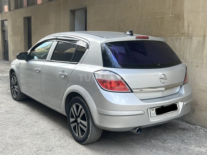 Opel Astra-7