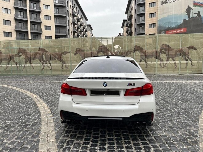 BMW 530e-6