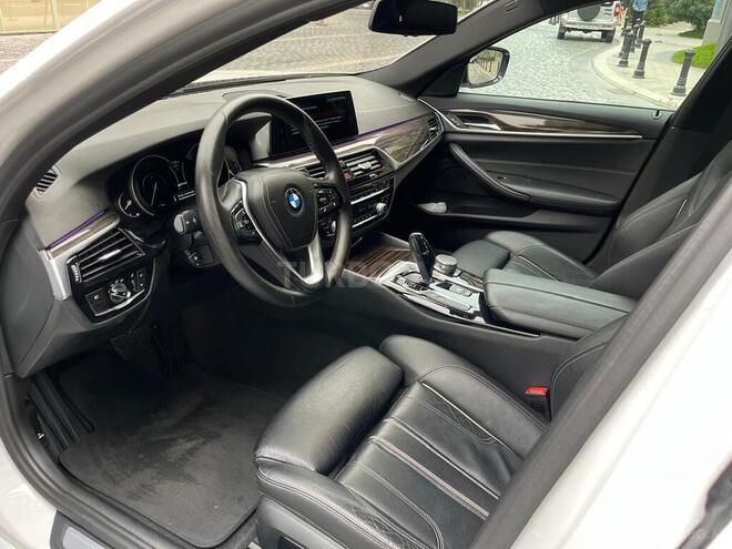 BMW 530e-8