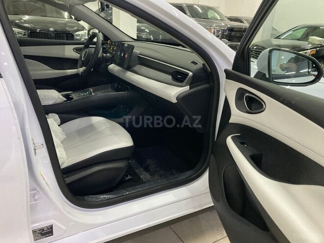 BYD Seal 05-16