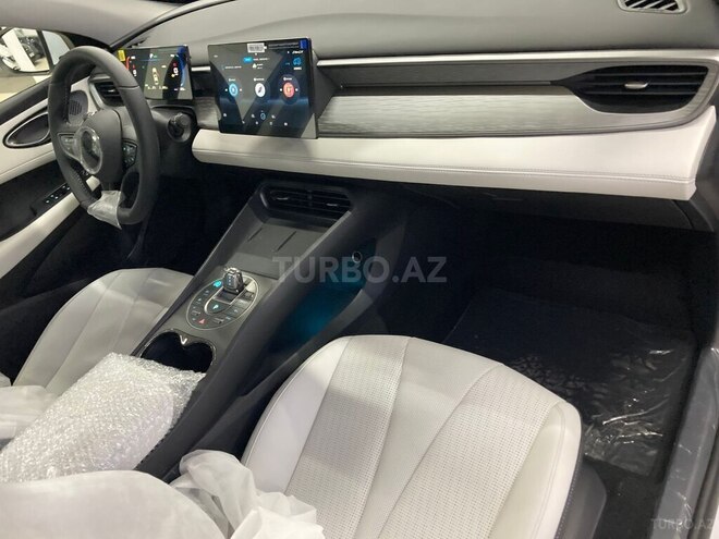 BYD Seal 05-17
